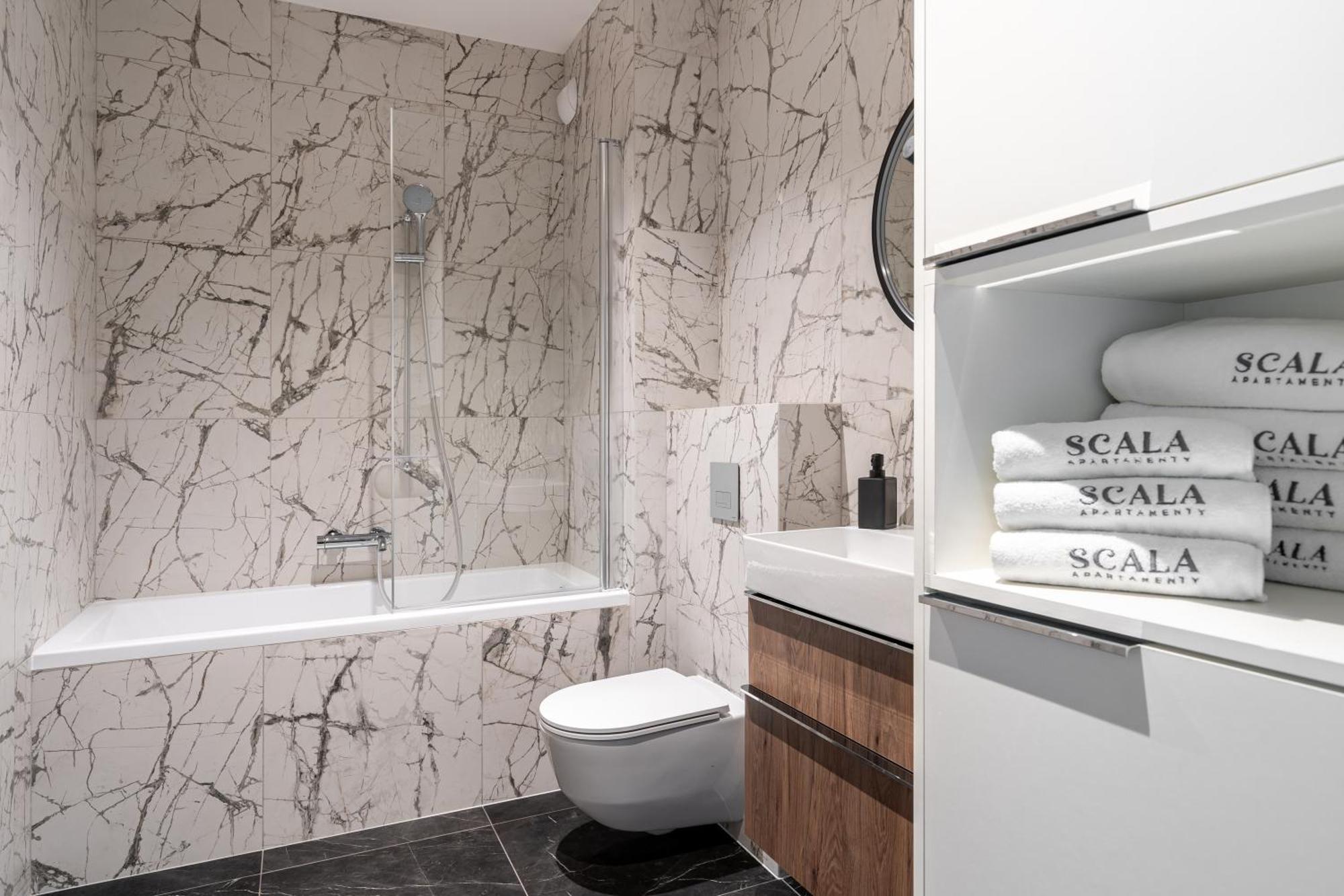 Scala 60C City Center Apartments With Parking By Lion Apartments Гданьск Экстерьер фото